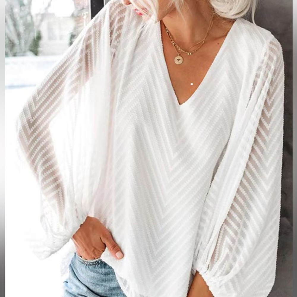 Cupshe Long Sleeve Ruching V-neck Top, white
